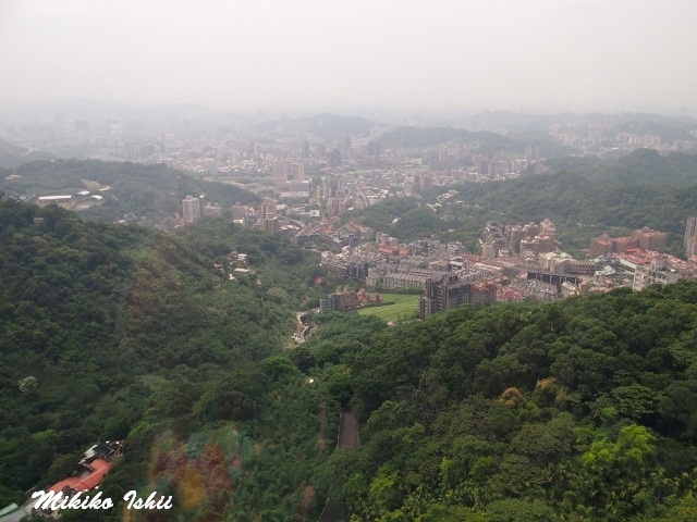 台北の街を見下ろせます