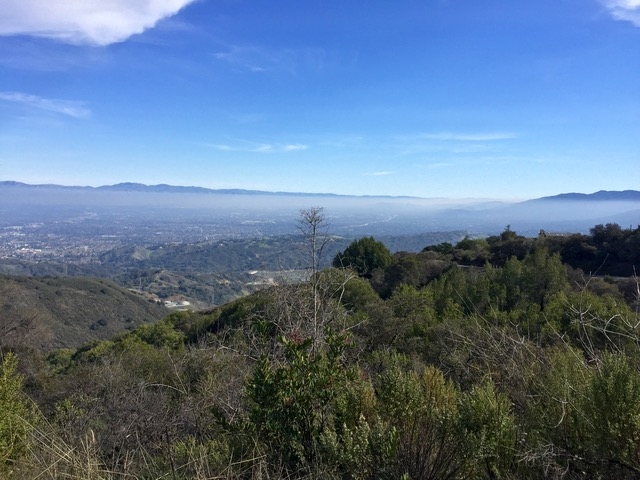 サンタクルーズ山脈の一角からの風景